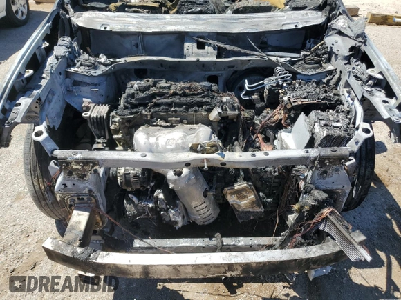 2020 Jeep Cherokee Latitude with VIN 1C4PJLCB4LD605887, listed as a Copart auction lot 58045785 with Not provided miles and Salvage title. Bid and sale history available at DreamBid. Image 11.