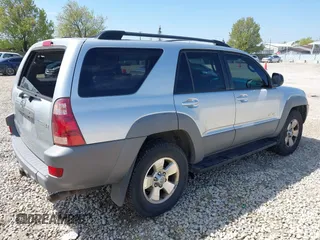 2003 Toyota 4Runner SR5 with VIN JTEBU14R630008129, listed as a IAAI auction lot 42196089 with 199,261 mi miles and . Bid and sale history available at DreamBid. Image 4.