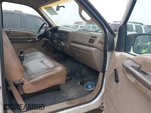 2001 Ford F-350 with VIN 1FTSF30S51EA69183, listed as a IAAI auction lot 41533083 with 186,748 mi miles and . Bid and sale history available at DreamBid. Image 5.