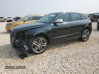 2016 Audi SQ5 Premium Plus with VIN WA1CCAFP1GA050449, listed as a Copart auction lot 62905334 with 148,082 mi miles and Salvage Title. Bid and sale history available at carsss.com. Image 1.
