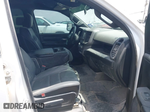 2022 Ram 1500 Tradesman с VIN 1C6SRFGT9NN283100, выставлен на аукционе IAAI как лот 42114577 с пробегом 119 361 миль миль и . История ставок и продаж доступна на DreamBid. Изображение 5.