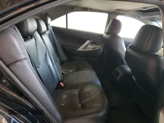 2010 Toyota Camry z VIN 4T1BF3EK7AU531690, wystawiony jako Copart lot #53103605 z przebiegiem 177 835 mil mil oraz Szkoda całkowita • Salvage title. Historia ofert i sprzedaży dostępna na DreamBid. Obrazek 10.