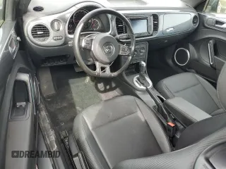 2016 Volkswagen Beetle SE с VIN 3VWJ17AT5GM635173, выставлен на аукционе Copart как лот 50419645 с пробегом 77 583 миль миль и Списание • Salvage title. История ставок и продаж доступна на DreamBid. Изображение 8.
