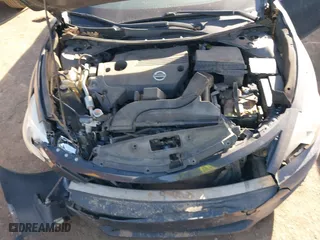2015 Nissan Altima 2.5 with VIN 1N4AL3AP3FC188812, listed as a IAAI auction lot 41592227 with 241,773 mi miles. Bid and sale history available at carsss.com. Image 10.