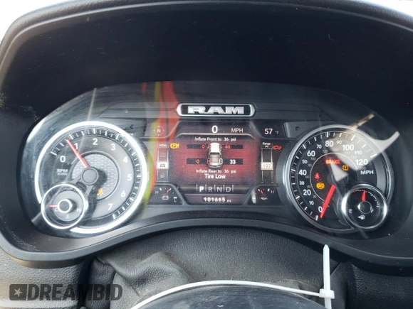 2019 Ram 1500 Big Horn z VIN 1C6SRFFT3KN895368, wystawiony jako Copart lot #52395125 z przebiegiem 101 665 mil mil oraz Czysty tytuł • Clean title. Historia ofert i sprzedaży dostępna na DreamBid. Obrazek 9.
