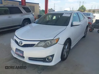 2012 Toyota Camry L with VIN 4T1BF1FK6CU524610, listed as a IAAI auction lot 42113256 with 196,934 mi miles. Bid and sale history available at carsss.com. Image 17.