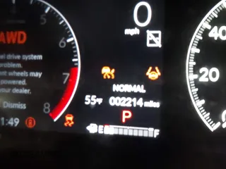 2024 Honda HR-V Sport with VIN 3CZRZ2H5XRM774513, listed as a IAAI auction lot 41773060 with 2,214 mi miles. Bid and sale history available at carsss.com. Image 15.
