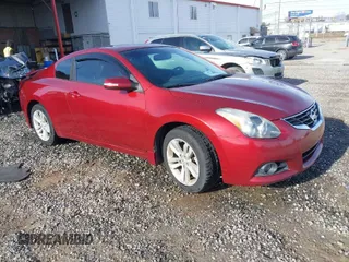 2013 Nissan Altima S with VIN 1N4AL2EP4DC263650, listed as a IAAI auction lot 41811358 with 114,441 mi miles and . Bid and sale history available at DreamBid. Image 1.