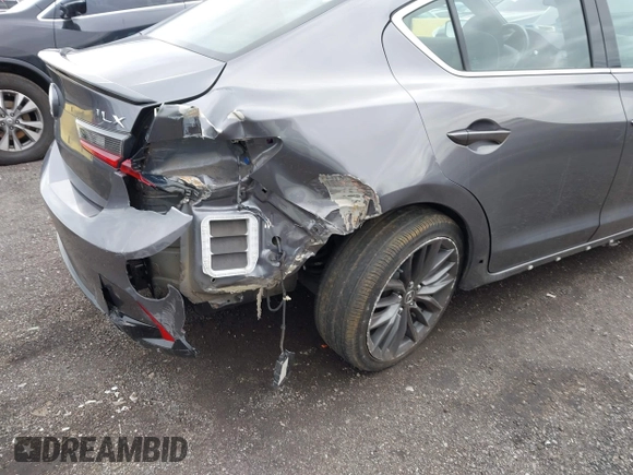 2020 Acura ILX w/Premium/A-SPEC Pkg with VIN 19UDE2F80LA012323, listed as a IAAI auction lot 41722118 with 32,325 mi miles. Bid and sale history available at carsss.com. Image 6.