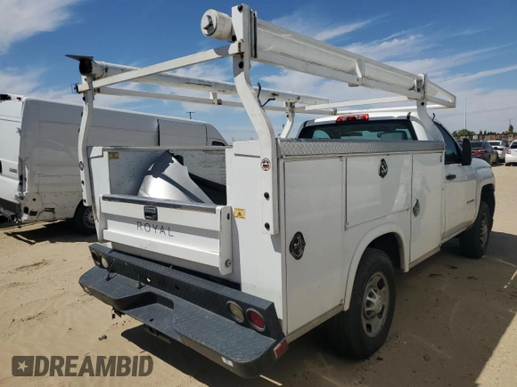 2016 Chevrolet Silverado 1500 with VIN 1GB0CUEG5GZ173902, listed as a Copart auction lot 43000865 with 140,032 mi miles and Salvage Title. Bid and sale history available at DreamBid. Image 3.