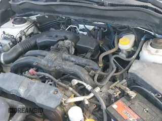 2014 Subaru Forester Premium z VIN JF2SJAEC1EH493227, wystawiony jako IAAI lot #43534322 z przebiegiem 40 546 mil mil oraz . Historia ofert i sprzedaży dostępna na DreamBid. Obrazek 19.