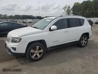 2016 Jeep Compass Latitude with VIN 1C4NJDEBXGD767720, listed as a Copart auction lot 51644975 with 170,096 mi miles and Clean Title. Bid and sale history available at carsss.com. Image 1.