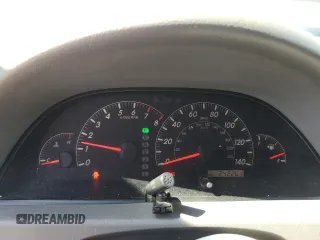 2005 Toyota Camry STD z VIN 4T1BE32K55U410458, wystawiony jako Copart lot #61082745 z przebiegiem 242 261 mil mil oraz Szkoda całkowita • Salvage title. Historia ofert i sprzedaży dostępna na DreamBid. Obrazek 9.