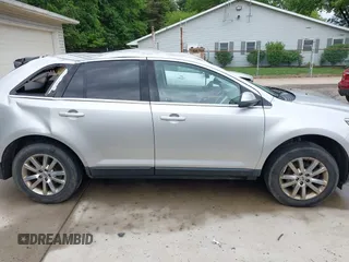2013 Ford Edge Limited z VIN 2FMDK3KC9DBB59460, wystawiony jako IAAI lot #42314394 z przebiegiem 162 765 mil mil oraz . Historia ofert i sprzedaży dostępna na DreamBid. Obrazek 14.