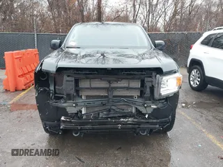 2018 GMC Canyon 4WD SLT with VIN 1GTP6DE10J1202788, listed as a IAAI auction lot 41158011 with 88,116 mi miles. Bid and sale history available at carsss.com. Image 6.