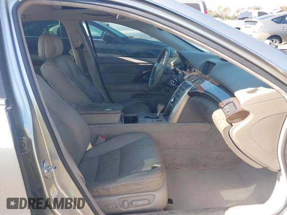 2007 Acura RL Technology with VIN JH4KB16617C004862, listed as a IAAI auction lot 42659578 with 203,727 mi miles and . Bid and sale history available at DreamBid. Image 5.