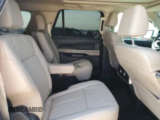 2024 Ford Expedition Max XLT z VIN 1FMJK1H8XREA21951, wystawiony jako Copart lot #45556635 z przebiegiem 8 544 mil mil oraz Szkoda całkowita • Salvage title. Historia ofert i sprzedaży dostępna na DreamBid. Obrazek 11.