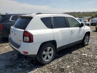 2016 Jeep Compass Latitude z VIN 1C4NJDEB6GD594486, wystawiony jako Copart lot #53440825 z przebiegiem Nie podano mil oraz Szkoda całkowita • Salvage title. Historia ofert i sprzedaży dostępna na DreamBid. Obrazek 3.
