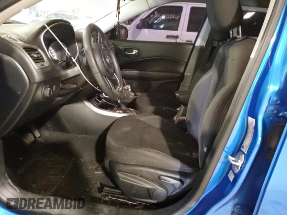 2018 Jeep Compass Sport z VIN 3C4NJCAB0JT251030, wystawiony jako Copart lot #55833785 z przebiegiem 103 713 mil mil oraz Czysty tytuł • Clean title. Historia ofert i sprzedaży dostępna na DreamBid. Obrazek 7.