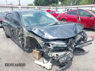 2022 Honda Civic EX with VIN 2HGFE1F76NH319493, listed as a IAAI auction lot 42143892 with 43,228 mi miles and . Bid and sale history available at DreamBid. Image 1.
