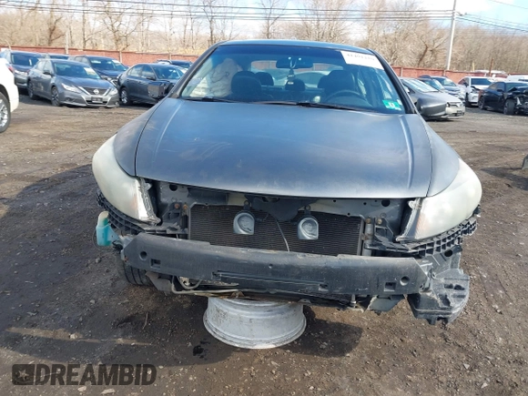 2009 Honda Accord EX-L z VIN 1HGCP26809A040864, wystawiony jako IAAI lot #41491259 z przebiegiem 146 769 mil mil oraz . Historia ofert i sprzedaży dostępna na DreamBid. Obrazek 13.