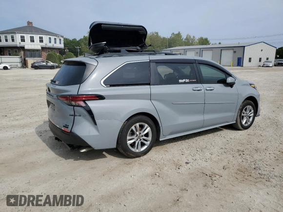 2022 Toyota Sienna XLE Woodland Edition with VIN 5TDASKFCXNS045169, listed as a Copart auction lot 71785184 with 52,333 mi miles and Salvage Title. Bid and sale history available at carsss.com. Image 3.