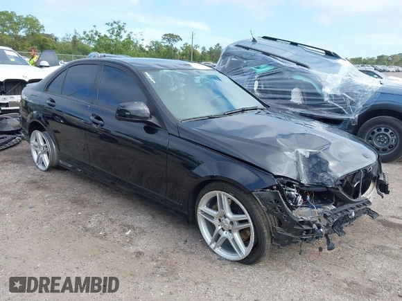 2009 Mercedes-Benz C-Class 3.5L Sport with VIN WDDGF56X89R046740, listed as a IAAI auction lot 41931300 with 150,627 mi miles. Bid and sale history available at carsss.com. Image 1.