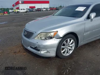 2008 Lexus LS 460 with VIN JTHBL46F185075967, listed as a IAAI auction lot 42277261 with 181,585 mi miles and . Bid and sale history available at DreamBid. Image 6.