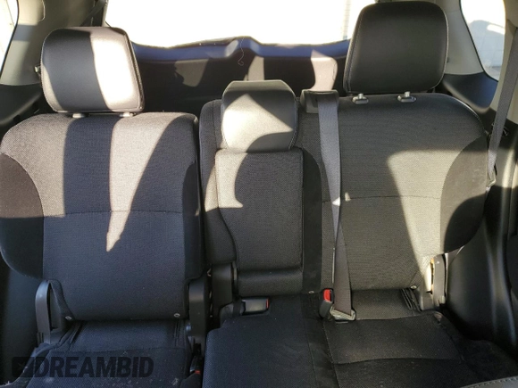 2011 Mitsubishi Outlander SE z VIN JA4JT3AW1BU037922, wystawiony jako Copart lot #48777005 z przebiegiem Nie podano mil oraz Czysty tytuł • Clean title. Historia ofert i sprzedaży dostępna na DreamBid. Obrazek 10.