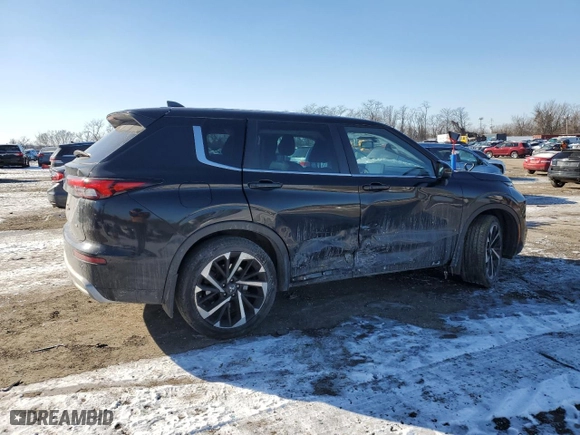 2023 Mitsubishi Outlander SE with VIN JA4J3UA85PZ009414, listed as a Copart auction lot 41938465 with 32,904 mi miles and Salvage Title. Bid and sale history available at carsss.com. Image 3.