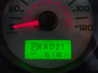 2005 Ford Escape Limited with VIN 1FMYU94115KB50317, listed as a IAAI auction lot 41852013 with 161,181 mi miles. Bid and sale history available at carsss.com. Image 7.