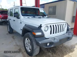 2021 Jeep Wrangler Unlimited Sport с VIN 1C4HJXDG7MW805657, выставлен на аукционе IAAI как лот 42481446 с пробегом 24 299 миль миль и . История ставок и продаж доступна на DreamBid. Изображение 1.