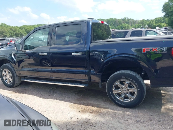 2021 Ford F-150 XL z VIN 1FTFW1E5XMFA57179, wystawiony jako IAAI lot #42561205 z przebiegiem 90 517 mil mil oraz . Historia ofert i sprzedaży dostępna na DreamBid. Obrazek 14.