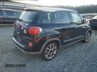 2015 FIAT 500L Urbana Trekking with VIN ZFBCFADH1FZ031699, listed as a Copart auction lot 88401555 with 94,497 mi miles and Salvage Title. Bid and sale history available at DreamBid. Image 3.