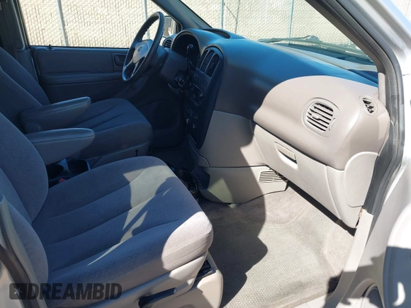 2002 Dodge Grand Caravan with VIN 1B8GP34362B607166, listed as a IAAI auction lot 41670588 with 179,879 mi miles and . Bid and sale history available at DreamBid. Image 5.
