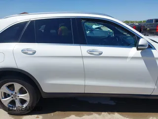 2018 Mercedes-Benz GLC 300 with VIN WDC0G4JB9JV056407, listed as a IAAI auction lot 41965217 with 77,228 mi miles and . Bid and sale history available at DreamBid. Image 14.