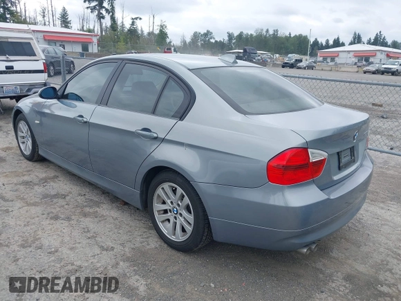 2007 BMW 3 Series 328i with VIN WBAVC53577FZ81305, listed as a IAAI auction lot 42575262 with 76,398 mi miles and . Bid and sale history available at DreamBid. Image 3.