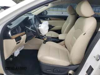 2018 Kia Cadenza Premium with VIN KNALB4J14J5116292, listed as a Copart auction lot 42149765 with 72,734 mi miles and Salvage Title. Bid and sale history available at carsss.com. Image 7.