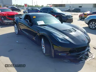2015 Chevrolet Corvette Z06 1LZ z VIN 1G1YP2D60F5607755, wystawiony jako IAAI lot #42001626 z przebiegiem Nie podano mil oraz . Historia ofert i sprzedaży dostępna na DreamBid. Obrazek 1.
