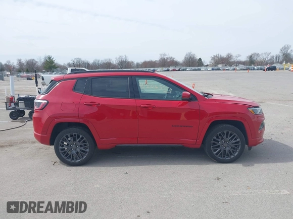 2022 Jeep Compass High Altitude with VIN 3C4NJDCB3NT194315, listed as a IAAI auction lot 41806533 with 15,398 mi miles and . Bid and sale history available at DreamBid. Image 13.