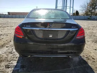 2015 Mercedes-Benz C-Class C 300 Luxury with VIN 55SWF4KB0FU033880, listed as a Copart auction lot 52429185 with 124,102 mi miles and Salvage Title. Bid and sale history available at carsss.com. Image 6.