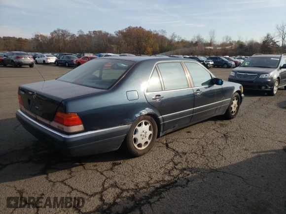 1996 Mercedes-Benz S with VIN WDBGA51E1TA301506, listed as a Copart auction lot 77976114 with 231,309 mi miles and Clean Title. Bid and sale history available at DreamBid. Image 3.
