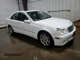 2006 Mercedes-Benz C 280 Luxury with VIN WDBRF92H66F783018, listed as a Copart auction lot 51749595 with 113,106 mi miles and Salvage title. Bid and sale history available at DreamBid. Image 4.