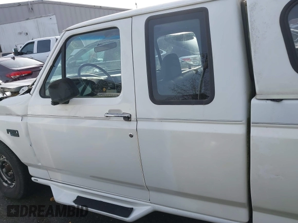 1994 Ford F-150 with VIN 1FTEX15Y6RKA02570, listed as a IAAI auction lot 41092354 with Not provided miles and . Bid and sale history available at DreamBid. Image 13.
