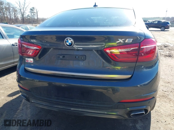 2019 BMW X6 xDrive35i z VIN 5UXKU2C51K0Z64589, wystawiony jako IAAI lot #41537380 z przebiegiem 60 769 mil mil oraz . Historia ofert i sprzedaży dostępna na DreamBid. Obrazek 17.