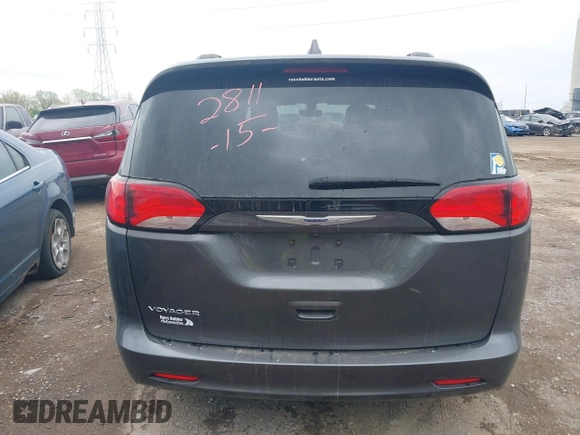 2020 Chrysler Voyager LXi z VIN 2C4RC1DG9LR265439, wystawiony jako IAAI lot #42122596 z przebiegiem 117 662 mil mil oraz . Historia ofert i sprzedaży dostępna na DreamBid. Obrazek 16.