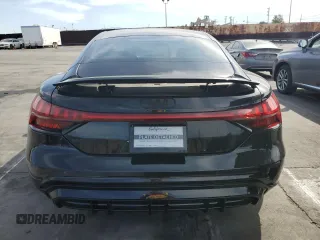 2022 Audi e-tron GT Prestige z VIN WAUEJBFW2N7006498, wystawiony jako Copart lot #45764865 z przebiegiem 17 849 mil mil oraz Szkoda całkowita • Salvage title. Historia ofert i sprzedaży dostępna na DreamBid. Obrazek 6.