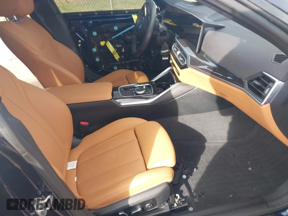 2024 BMW i4 M50 z VIN WBY33AW09RFS45891, wystawiony jako IAAI lot #41912747 z przebiegiem 313 988 mil mil oraz . Historia ofert i sprzedaży dostępna na DreamBid. Obrazek 5.