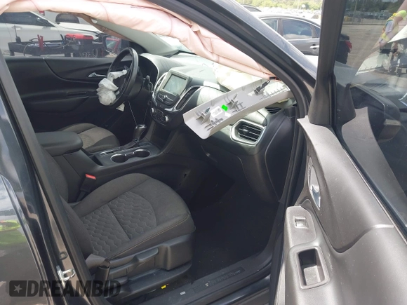 2018 Chevrolet Equinox LT with VIN 2GNAXSEV7J6206495, listed as a IAAI auction lot 41911984 with 132,428 mi miles. Bid and sale history available at carsss.com. Image 5.