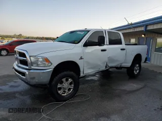 2017 Ram 2500 Tradesman z VIN 3C6UR5CL4HG768119, wystawiony jako Copart lot #52673305 z przebiegiem 177 719 mil mil oraz Szkoda całkowita • Salvage title. Historia ofert i sprzedaży dostępna na DreamBid. Obrazek 1.